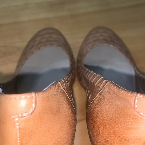 Andrew Geller “Knot” Woven Leather Platform Stacked heels Women's size 7.5M EUC - Picture 11 of 11